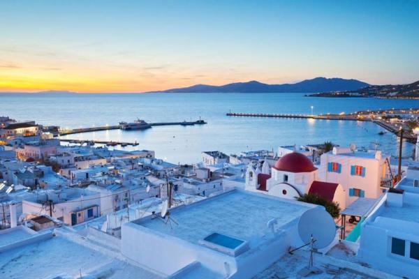 تور یونان: برترین زمان سفر به میکونوس؛ جزیره بادها در یونان