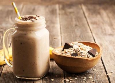 طرز تهیه میلک شیک موز و شکلات، خوشمزه تر از کافی شاپ